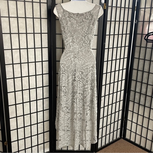 Bery love, ladies floral lace dress size medium - Picture 7 of 9